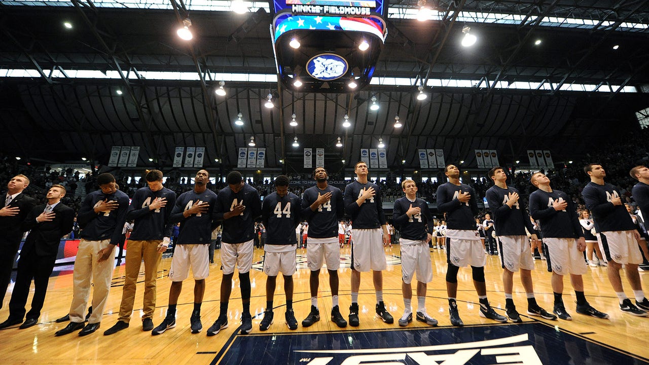 Emotional Bulldogs honor Smith in 78-58 win over St. John's